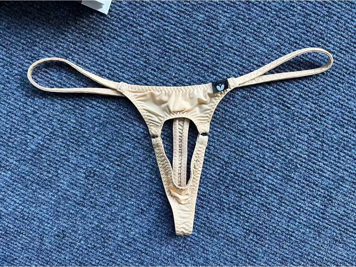 Cruising String – Minimalist Gay Thongs