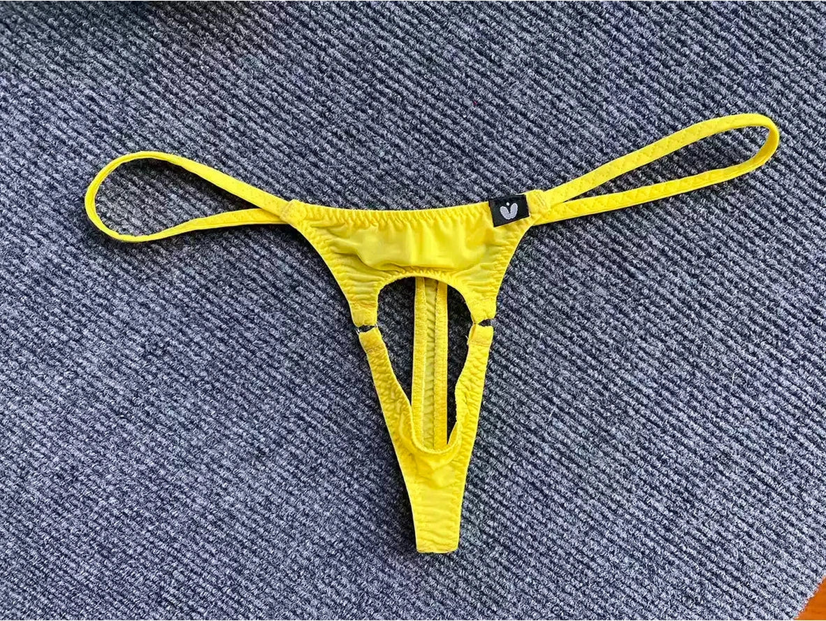 Cruising String – Minimalist Gay Thongs
