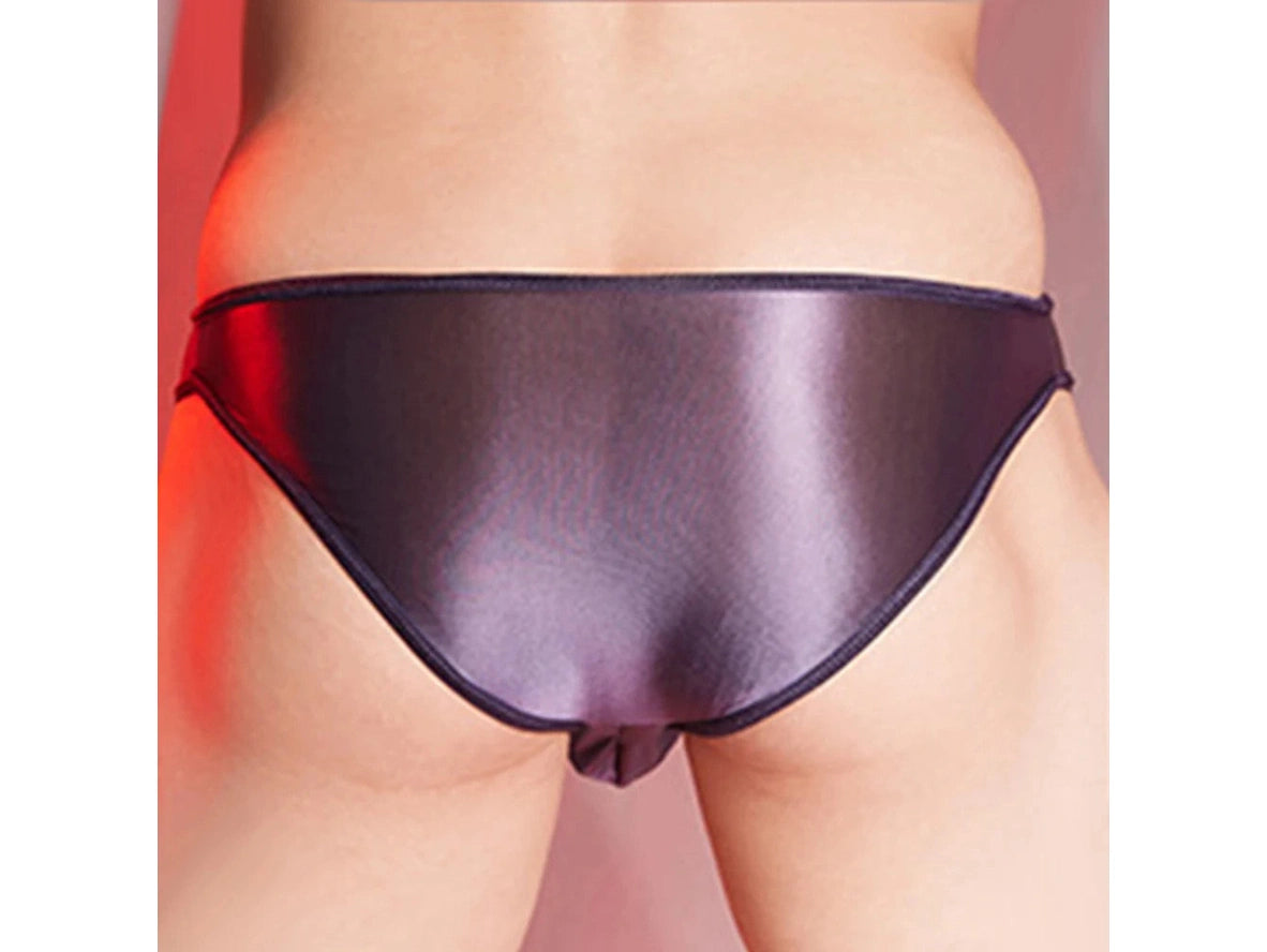 Shadow Tease – Gay Shiny Briefs